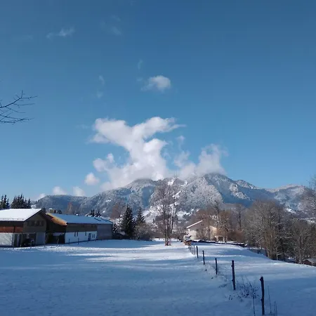 Family-place-mountain View-fireplace-6 Person